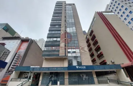 Sala Comercial à venda, 34m² no Centro, Florianópolis