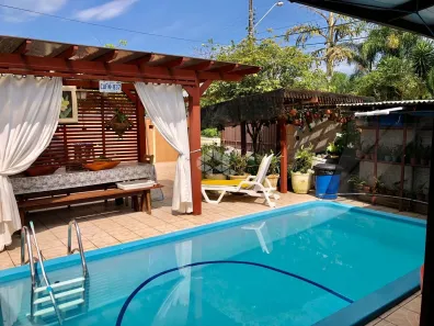 Casa com 4 Quartos à venda, 178m² no Daniela, Florianópolis