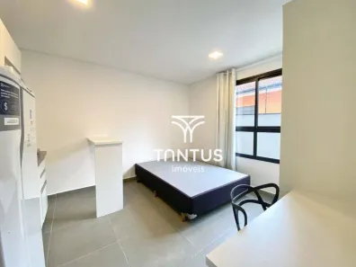 Apartamento com 1 Quarto para alugar, 19m² no Centro Cívico, Curitiba