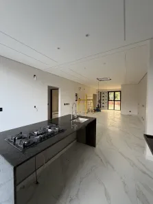 Casa de Condomínio com 4 Quartos à venda, 160m² no Ponta Negra, Manaus