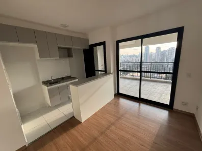 Apartamento com 3 Quartos para alugar, 70m² no Vila Firmiano Pinto, São Paulo