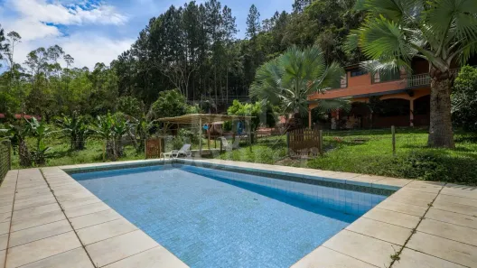 Fazenda/Sítio com 4 Quartos à venda, 400m² no Fazenda Bela Vista, Nova Friburgo
