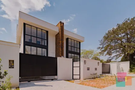 Sobrado com 3 Quartos à venda, 241m² no América, Joinville