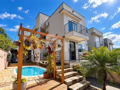 Casa com 3 Quartos à venda, 179m² no Córrego Grande, Florianópolis