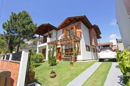 Casa com 4 Quartos à venda, 244m² no Panoramico, Garopaba