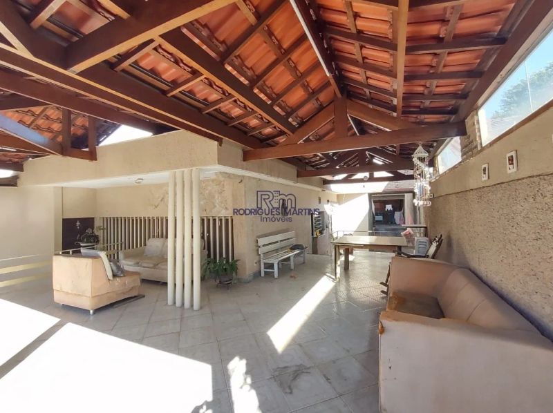 Casa com 3 quartos — Caiçaras, Belo Horizonte