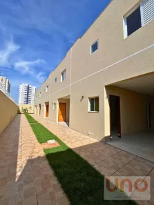 Sobrado com 2 Quartos para alugar, 84m² no Centro, Campo Grande