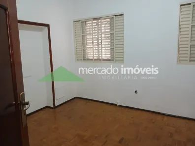 Apartamento com 2 Quartos para alugar, 50m² no Centro, Franca