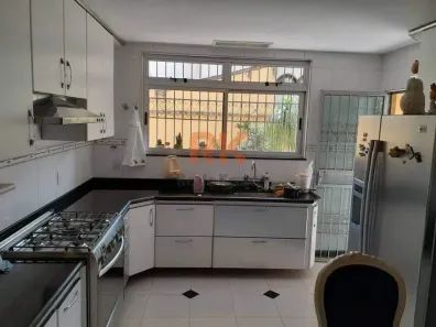 Casa com 4 Quartos para alugar, 367m² no Palmares, Belo Horizonte