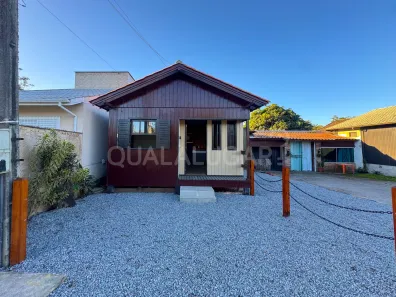 Casa com 1 Quarto para alugar, 30m² no Centro, Tubarão