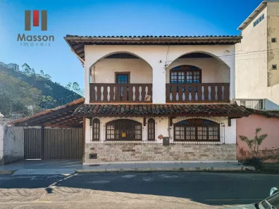 Casa com 3 Quartos à venda, 216m² no Marilândia, Juiz de Fora