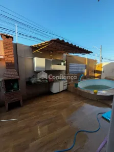 Casa com 3 Quartos à venda, 240m² no Parquelândia, Fortaleza