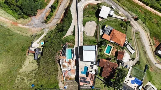 Fazenda/Sítio com 3 Quartos à venda, 260m² no Centro, Igaratá