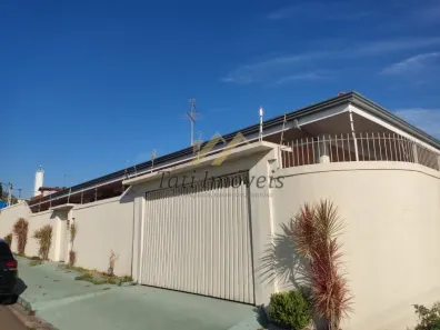 Imóvel Comercial com 4 Quartos à venda, 220m² no Jardim Paraíso, São Carlos
