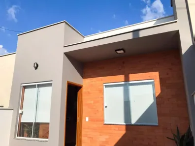 Casa com 2 Quartos à venda, 125m² no Centro, Socorro