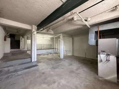 Prédio Comercial com 4 Quartos à venda, 490m² no Sumaré, São Paulo