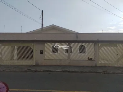 Casa com 4 Quartos à venda, 245m² no Parque Itamarati, Jacareí