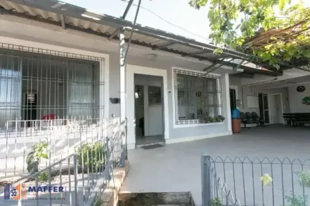 Imóvel Comercial com 4 Quartos à venda, 194m² no Jardim Sabará, Porto Alegre