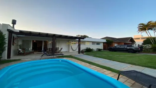 Casa com 4 Quartos à venda, 226m² no XANGRI-LÁ, Xangri-lá