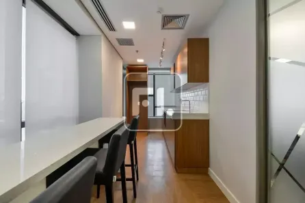 Sala Comercial para alugar, 200m² no Vila Olímpia, São Paulo