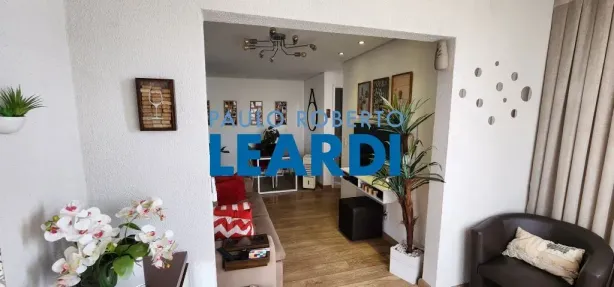 Apartamento com 2 Quartos à venda, 60m² no Vila Anastácio, São Paulo