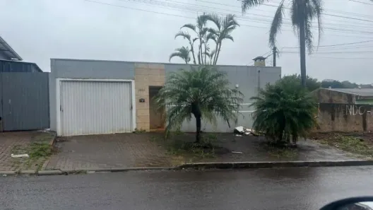 Casa com 3 Quartos à venda, 130m² no Brasília, Cascavel