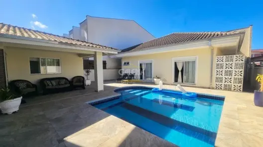 Casa com 3 Quartos à venda, 204m² no Itaum, Joinville
