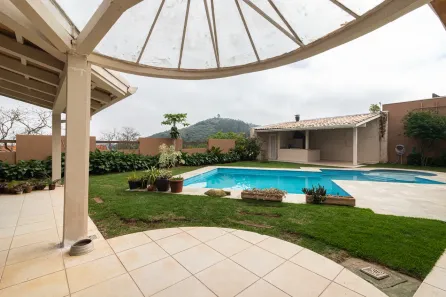 Casa de Condomínio com 4 Quartos para alugar, 650m² no Alphaville, Santana de Parnaíba
