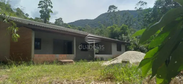 Fazenda/Sítio com 2 Quartos à venda, 120m² no Centro, Monteiro Lobato