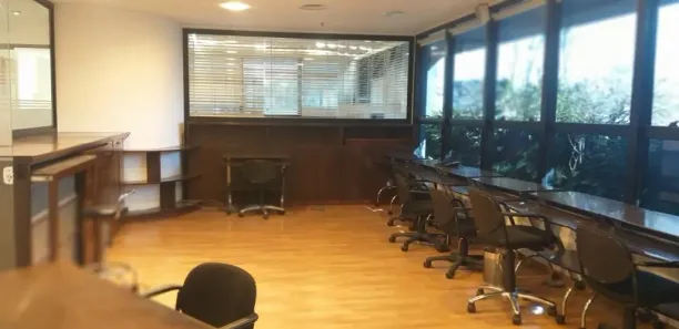 Sala Comercial para alugar, 225m² no Vila Olímpia, São Paulo