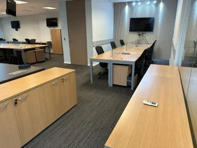 Sala Comercial para alugar, 240m² no Vila São Francisco (Zona Sul), São Paulo
