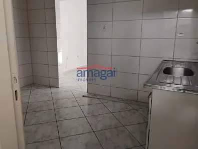 Casa com 1 Quarto para alugar, 48m² no São João, Jacareí