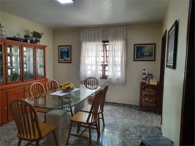 Casa com 3 Quartos à venda, 205m² no Jardim Regina, São Paulo