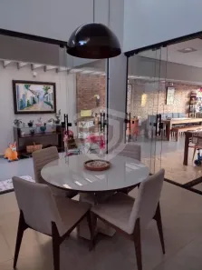 Casa de Condomínio com 3 Quartos à venda, 225m² no Quinta Ranieri, Bauru