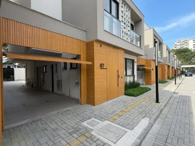Casa de Condomínio com 5 Quartos à venda, 367m² no Barra da Tijuca, Rio de Janeiro