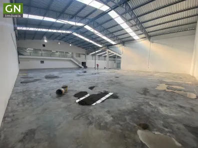 Galpão/Depósito/Armazém para alugar, 1261m² no Cachoeirinha, Belo Horizonte