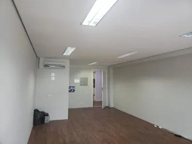 Sala Comercial à venda, 37m² no Lageadinho, Cotia