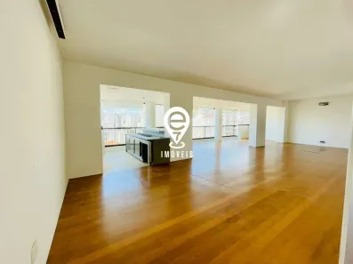 Apartamento com 4 Quartos para alugar, 215m² no Sumaré, São Paulo