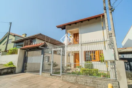 Casa com 3 Quartos à venda, 240m² no Tristeza, Porto Alegre