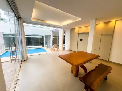 Casa de Condomínio com 4 Quartos à venda, 210m² no Nova Uberlândia, Uberlândia