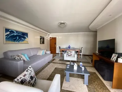 Apartamento com 3 Quartos à venda, 142m² no Centro, Florianópolis