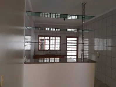 Casa com 3 Quartos à venda, 170m² no Jardim Caparroz, São José do Rio Preto