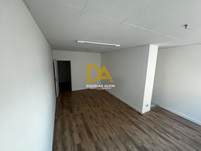Sala Comercial para alugar, 42m² no Dezoito do Forte Empresarial/Alphaville., Barueri