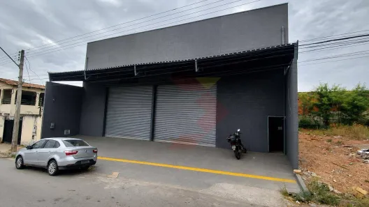Galpão/Depósito/Armazém para alugar, 380m² no Vila Morais, Goiânia