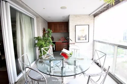 Apartamento com 4 Quartos para alugar, 270m² no Chácara Itaim, São Paulo