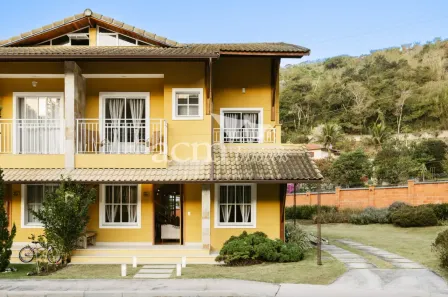 Casa de Condomínio com 4 Quartos à venda, 700m² no Itaipava, Petrópolis