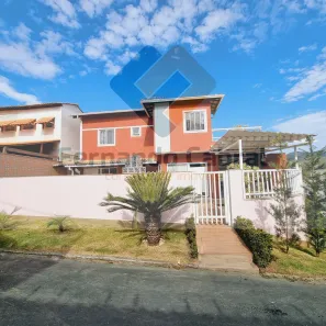 Casa de Condomínio com 3 Quartos à venda, 200m² no Badu, Niterói