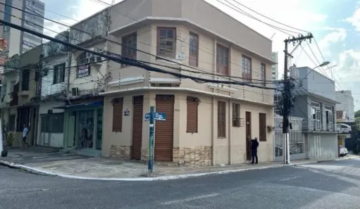 Casa com 1 Quarto à venda, 113m² no Nazaré, Belém