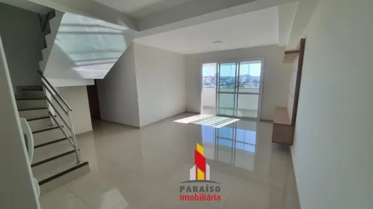 Sobrado com 4 Quartos à venda, 240m² no Tibery, Uberlândia