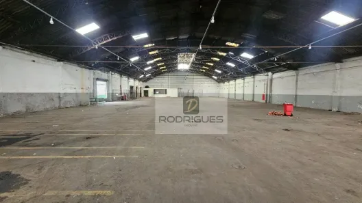 Galpão/Depósito/Armazém para alugar, 1900m² no Santa Paula, São Caetano do Sul